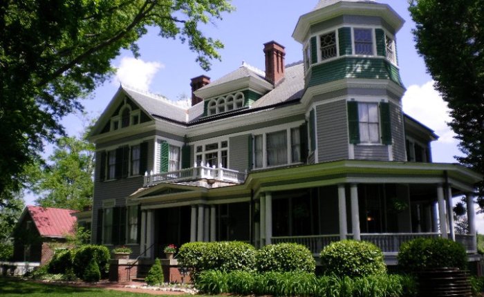 Avoca Museum: Home of Southern hospitality, Victorian charm … and beer